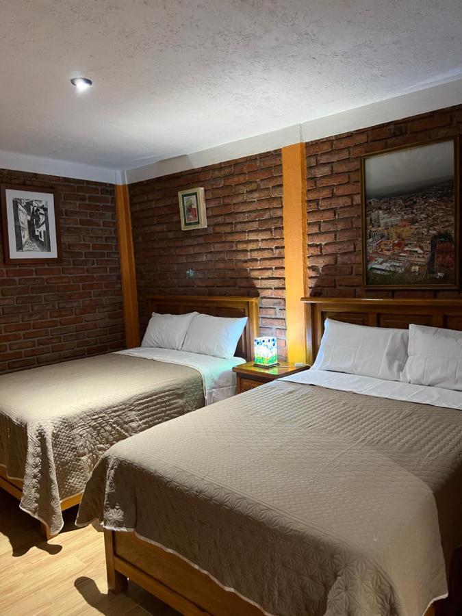 Casa Diez-59 Capital Hotel *